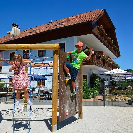 Szálloda Landgasthof Spitzerwirt 3*