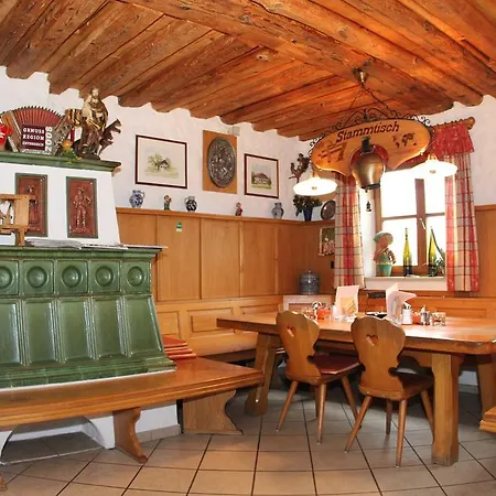 Landgasthof Spitzerwirt 호텔 3*