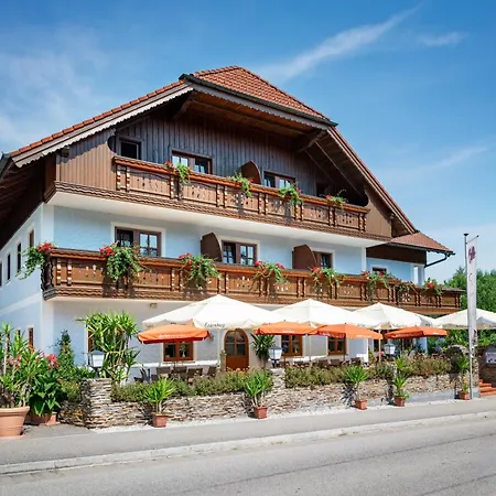 Landgasthof Spitzerwirt 호텔 3*